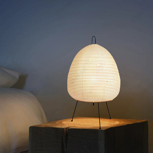 Japanische Designer Tischlampe im Akari Noguchi Yong Stil